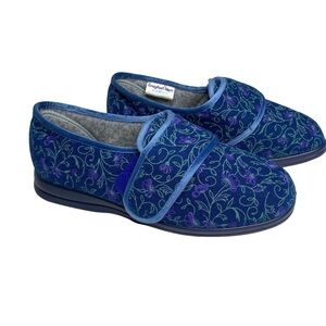 Cozy Feet “Holly” Slippers. Size UK 8